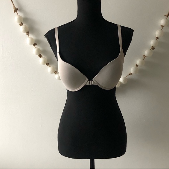 New BODY CULTURE, INC. Light Grey Silver Front Closure Bra 36B - Picture 2 of 11